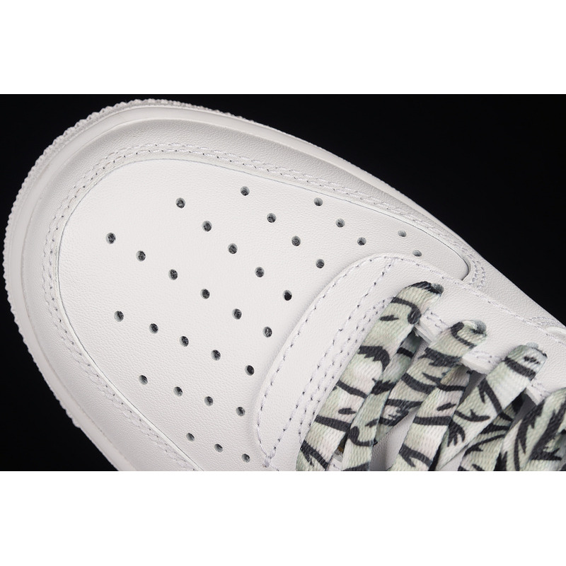 Nike Air Force 1 07 Low Ess White Grey Tiger CZ0270-111