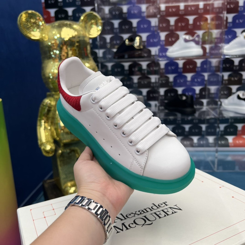 Alexander Mcqueen Colorblock Low-Top Sneakers Green Red