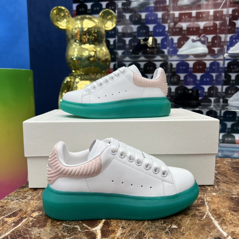 Alexander Mcqueen Colorblock Low-Top Sneakers Green Pink