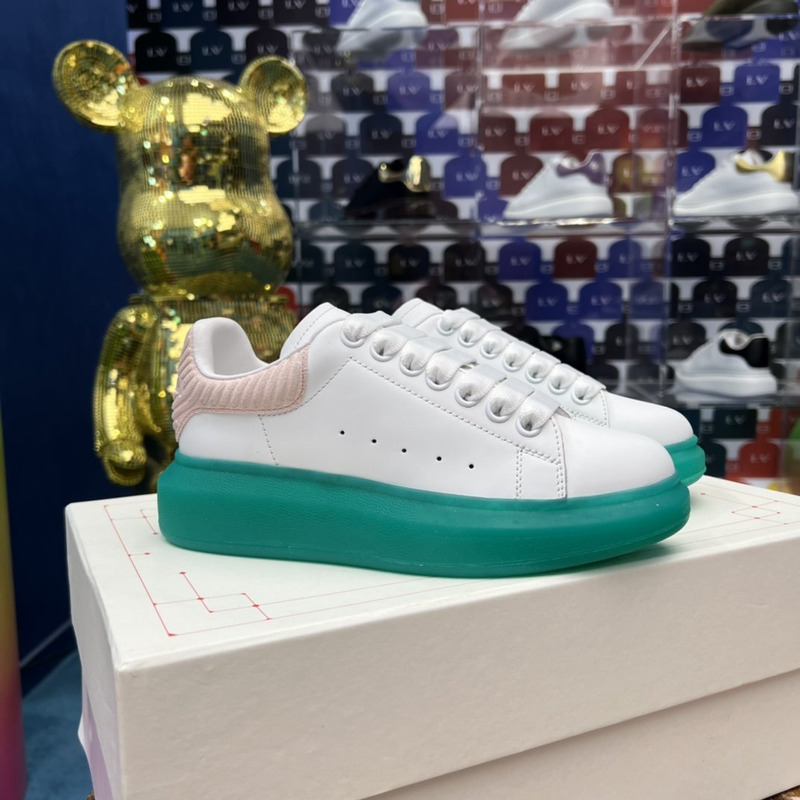 Alexander Mcqueen Colorblock Low-Top Sneakers Green Pink