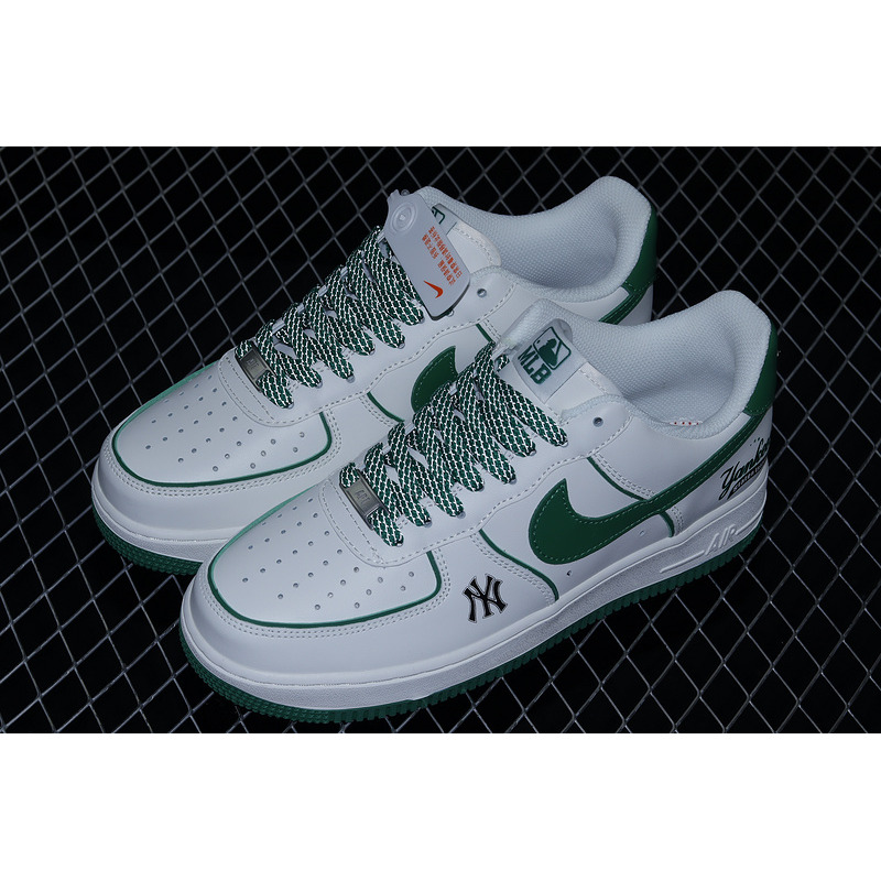 Nike  Air Force 1 07 Low x Yankees  White Green BS8806-533