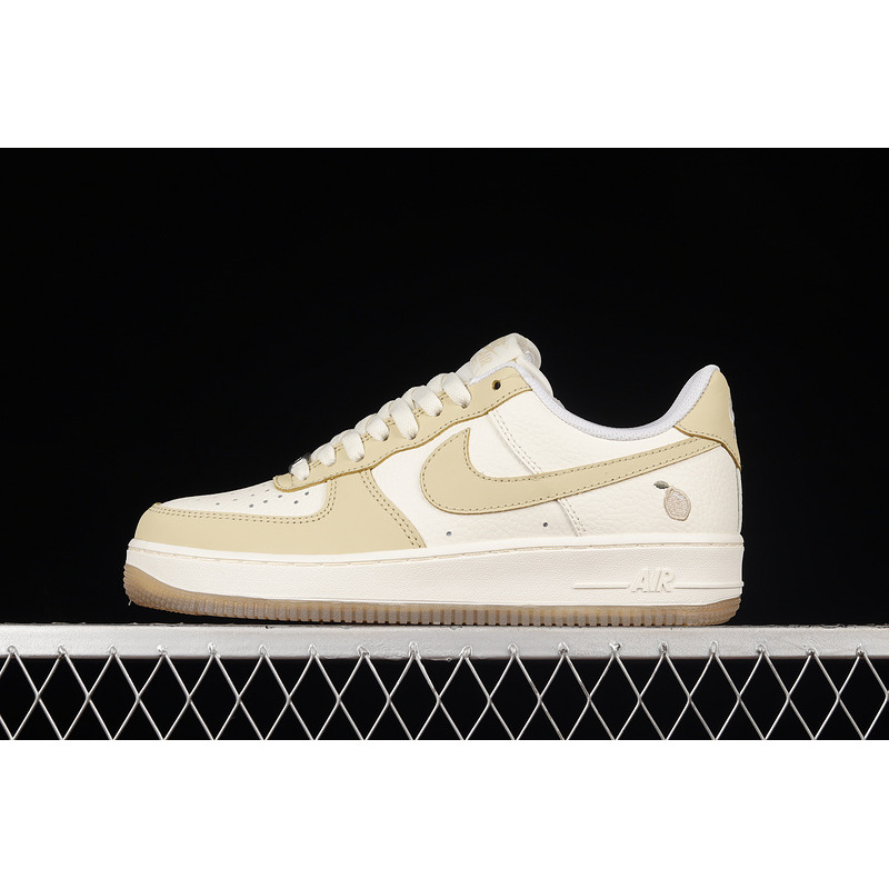 Nike Air Force 1 07 AA6902-700