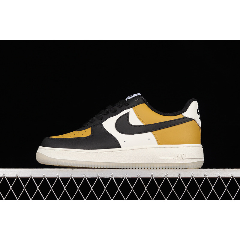 Nike Air Force 1 07 Brown Black White