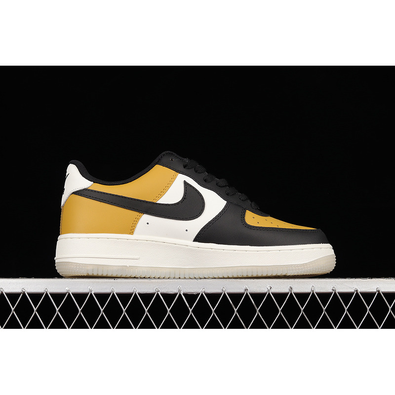 Nike Air Force 1 07 Brown Black White