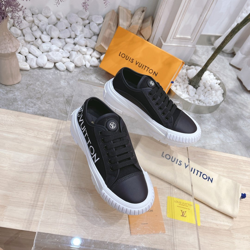 LV Squad Sneaker Black 1A941G