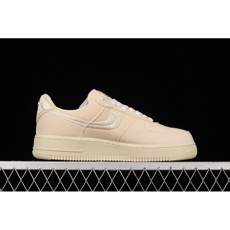 Nike Air Force 1 Beige