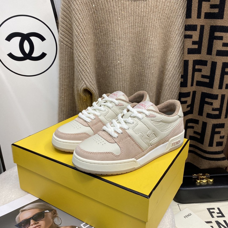 F**di match chamois low-top sneaker pink