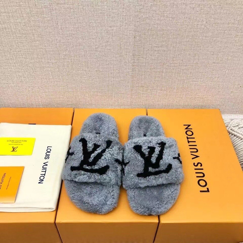 LV  Magnetic Slippers Grey