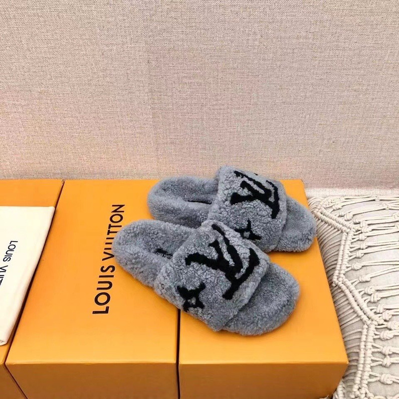 LV  Magnetic Slippers Grey