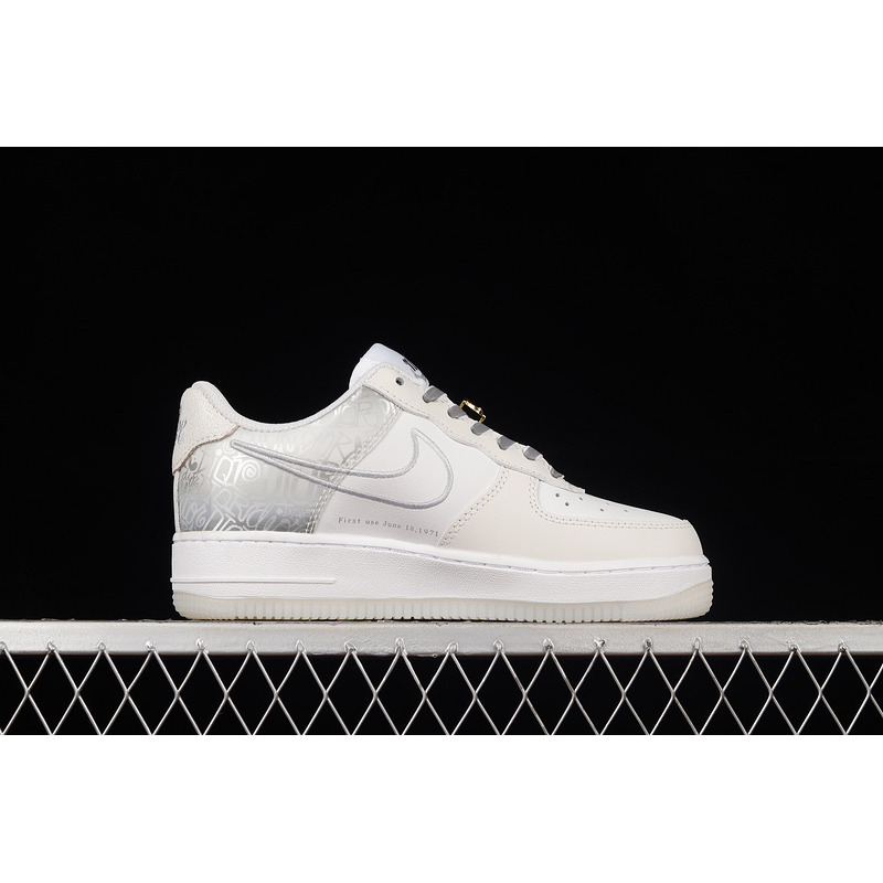 Nike Air Force 1 07 Low ESS White Metallic Sliver Grey DA8302-333