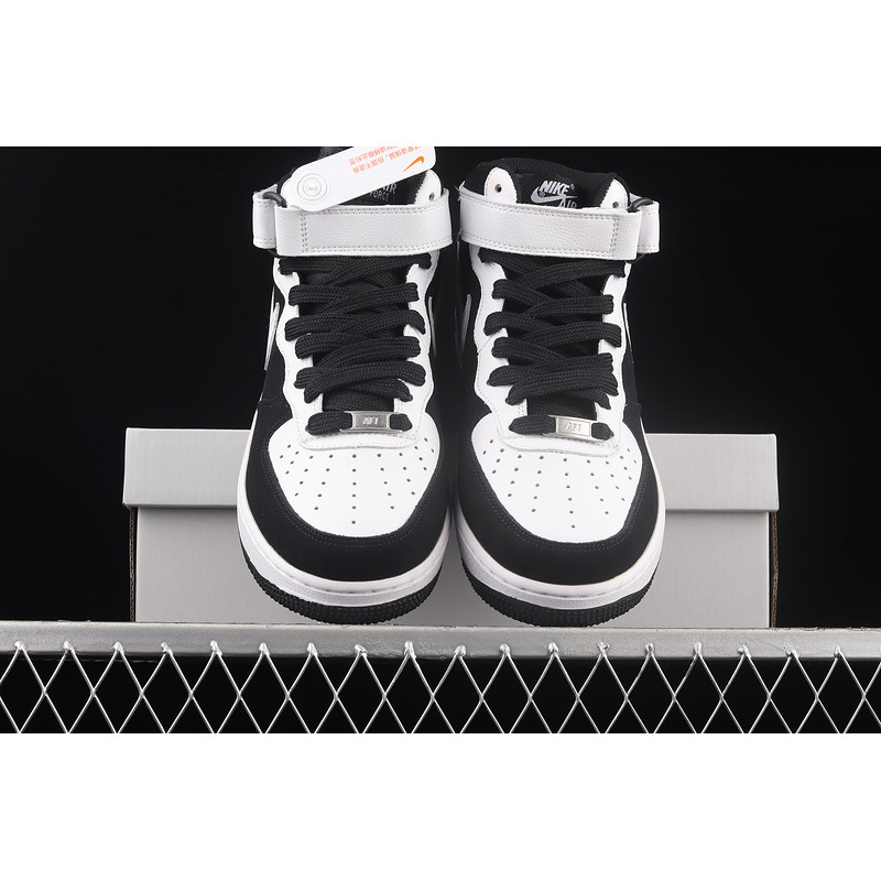 Nike Air Force 1’07 Mid Black White