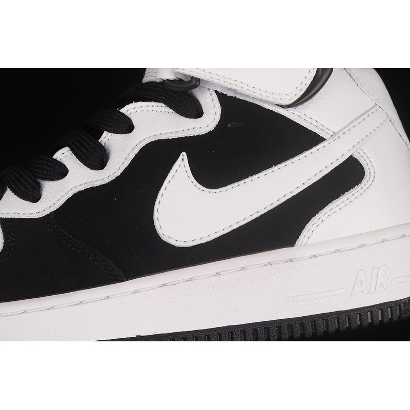 Nike Air Force 1’07 Mid Black White