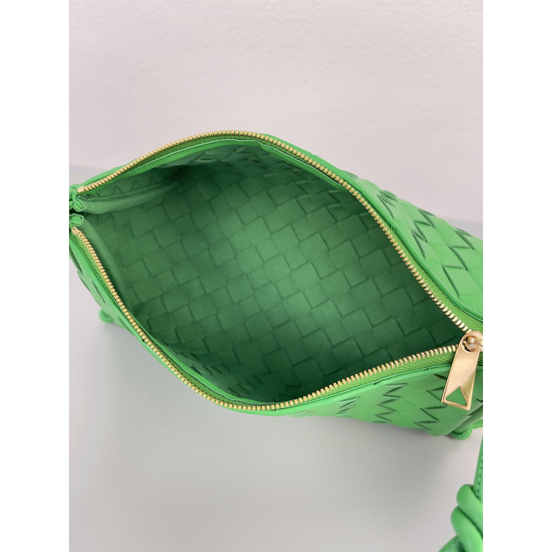 Bo*te*ga ve*ne*ta  intreccio nappa mini shoulder bag in bright green