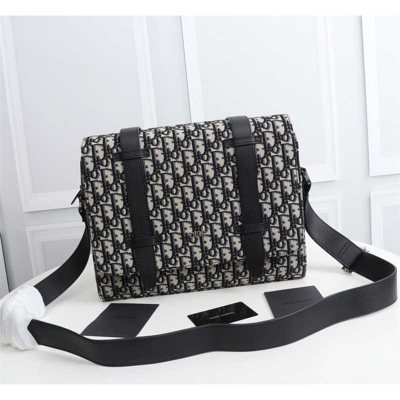 D*or messenger bag oblique jacquard in black