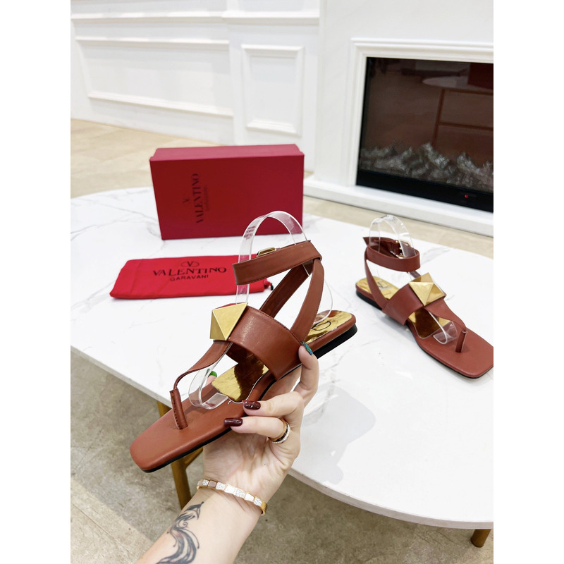 Valentino One Stud Leather Sandals in Red