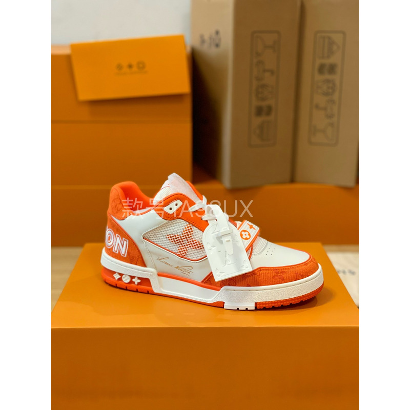 loius V*t*n trainer sneakers orange