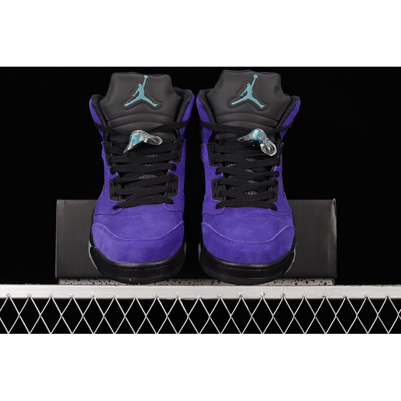 Jordan SNEAKERS AIR JORDAN 5 RETRO 136027-500 purple and black