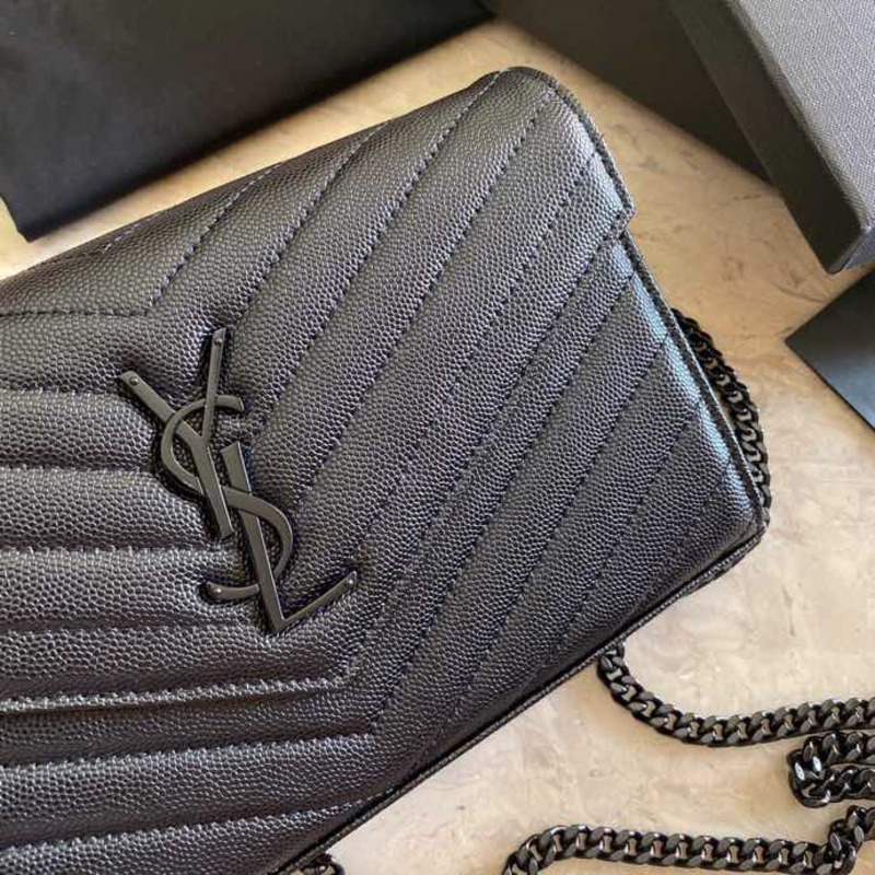 SAINT LAURENT Monogramme quilted textured-leather shoulder bag black