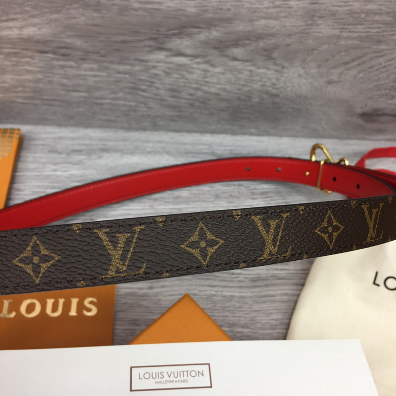 l**is V*t*n fall in love reversible belt monogram black red