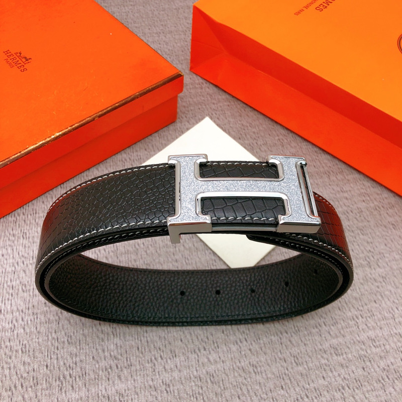 H**mes h logo leather belt