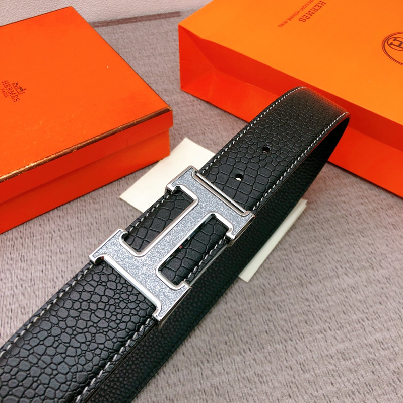 H**mes h logo leather belt