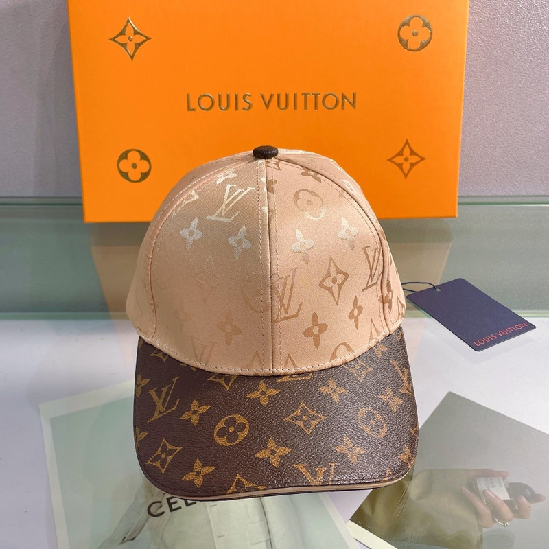 l**is V*t*n monogram print hat khaki