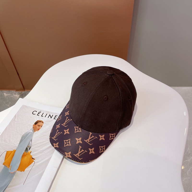 l**is V*t*n monogram print hat brown