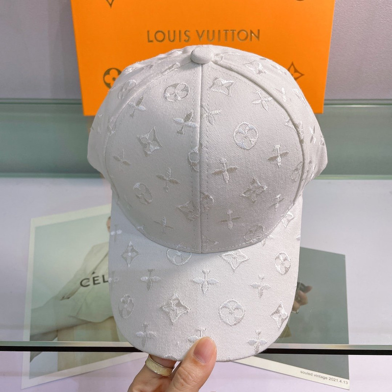 l**is V*t*n emroidered monogram hat white