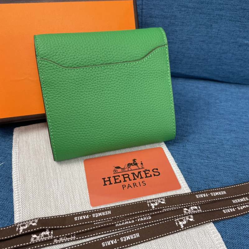 H**mes constance slim wallet green