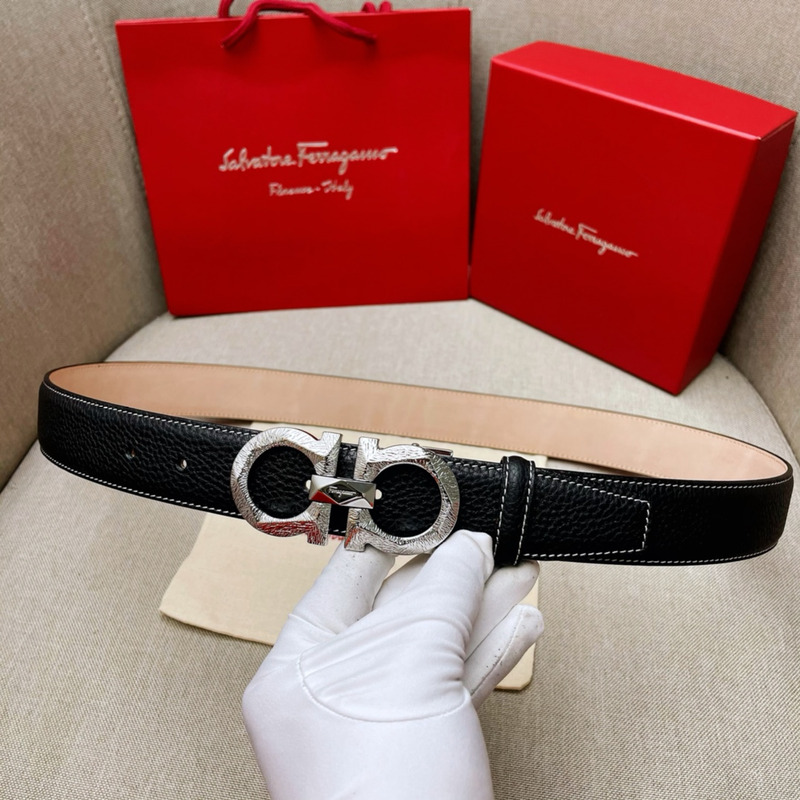 Ferragamo Reversible and Adjustable Gancini Belt Gold Black&White