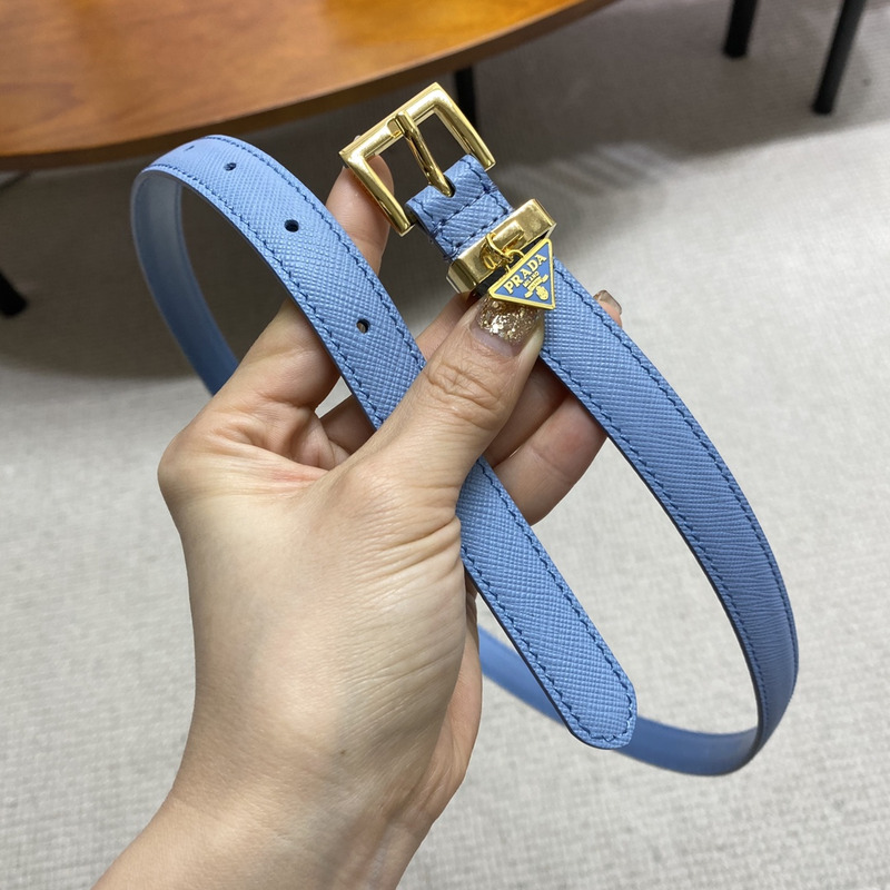 Pra*a women''s leather belt blue