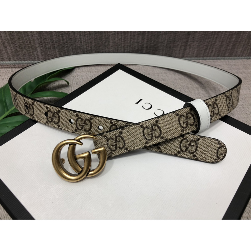 G*u*i double g gold-tone belt white gray