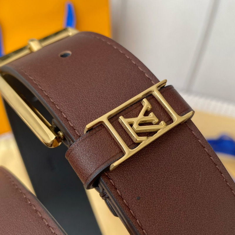 l**is V*t*n leather belt with gold-tone locker brown