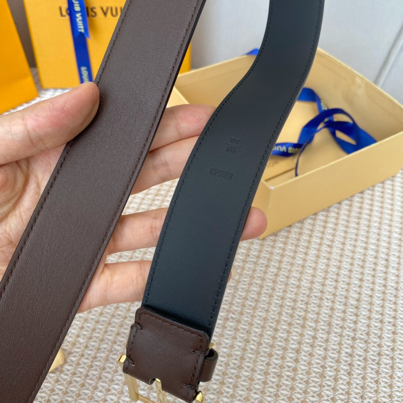 l**is V*t*n leather belt with gold-tone locker dark brown