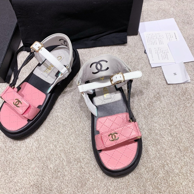 Ch*el leather sandals white&pink