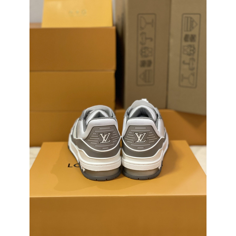 l**is V*t*n trainer sneaker low white gray