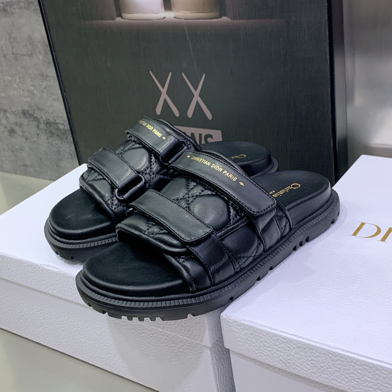 D*or evolution slide quilted cannage calfskin in black