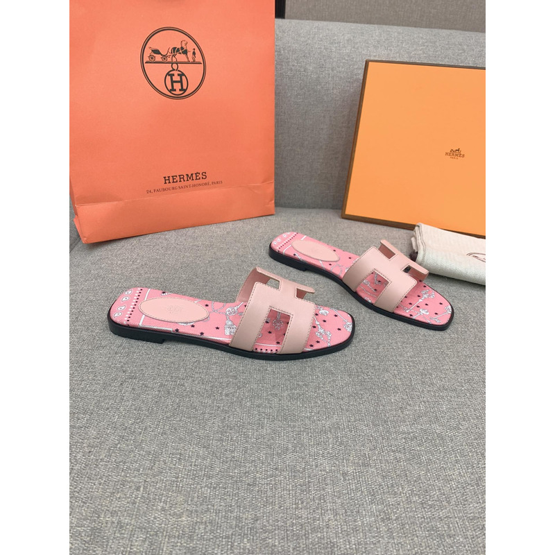 H**mes oran flat sandals in pink