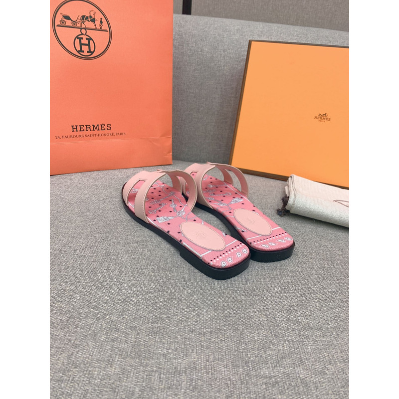 H**mes oran flat sandals in pink