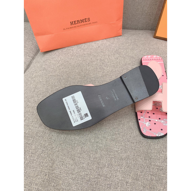 H**mes oran flat sandals in pink