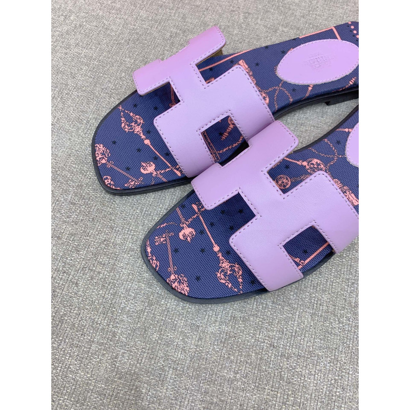 H**mes oran flat sandals in purple