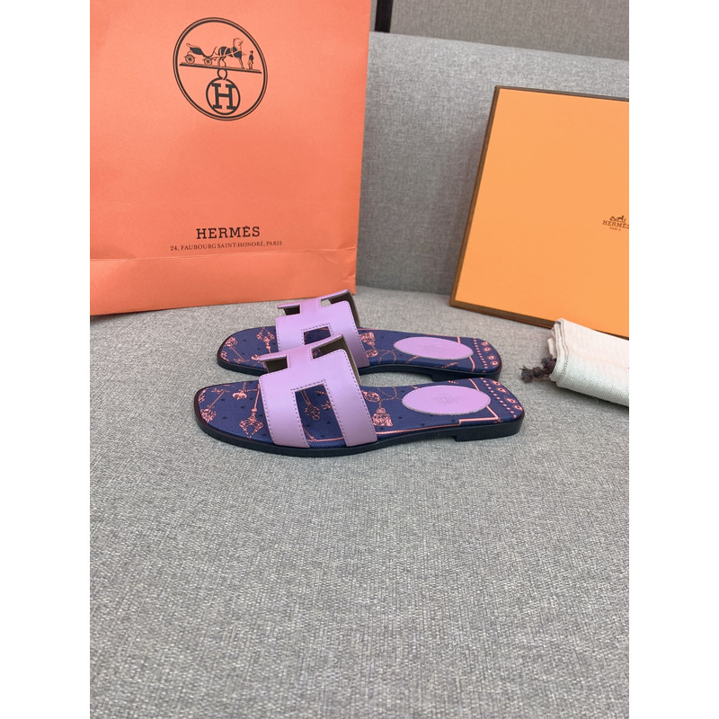 H**mes oran flat sandals in purple