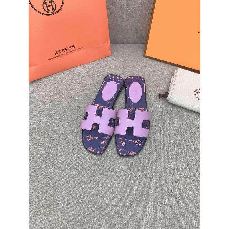 H**mes oran flat sandals in purple