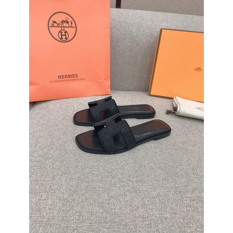 H**mes oran sandals in black