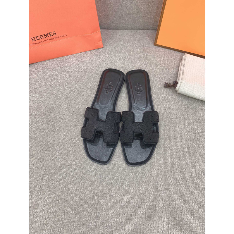 H**mes oran sandals in black