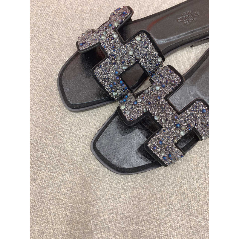 H**mes oran sandals in crystal powder