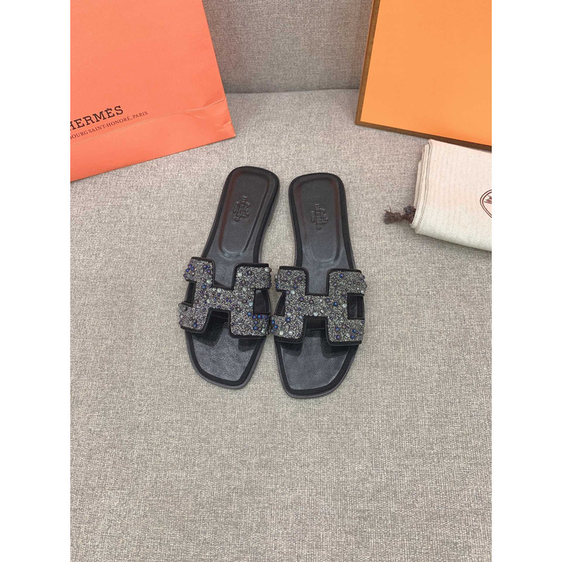 H**mes oran sandals in crystal powder