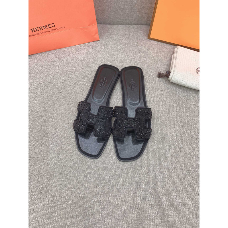 H**mes oran sandals in black