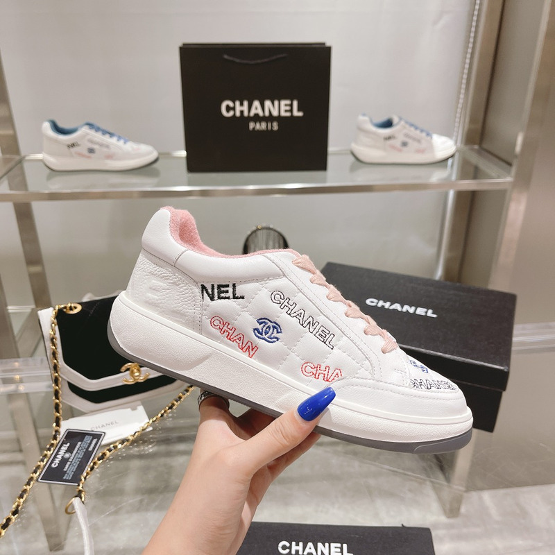 Ch*el  logo embroidered sneakers white pink