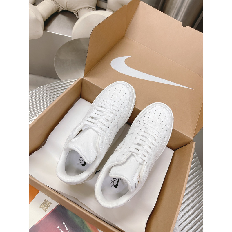 l**is V*t*n x nike air force 1 white